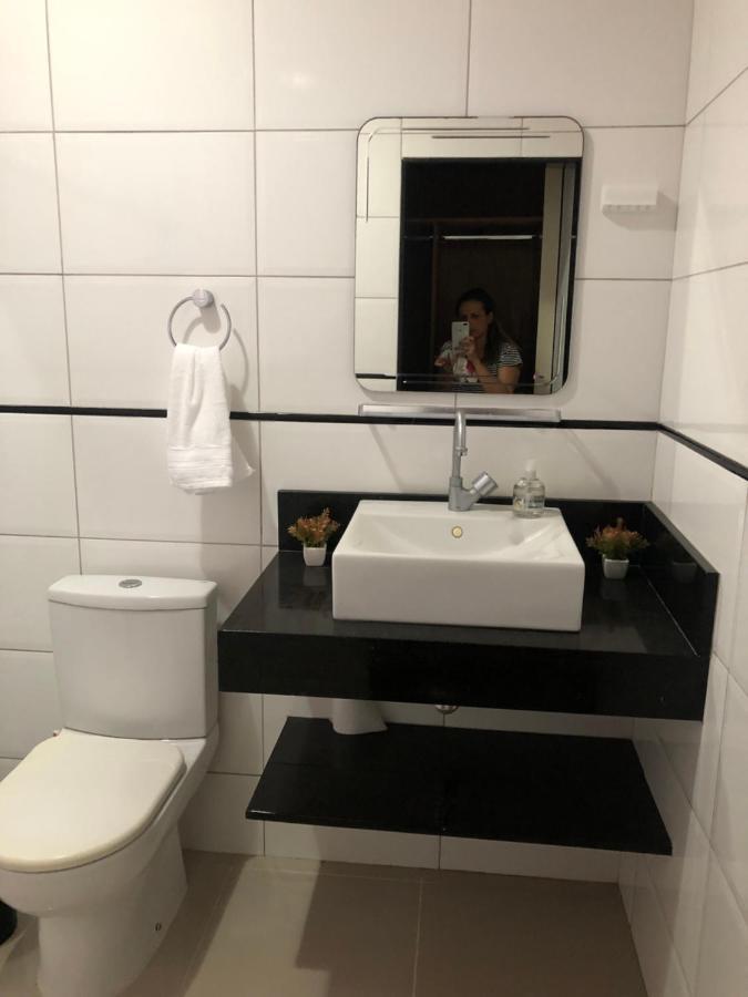 Flat Aju - Um Jeitinho Especial De Se Hospedar Em Aracaju. Uma Verdadeira Suite Master Todo Mobiliado No Capricho So Para Voce. Exterior foto